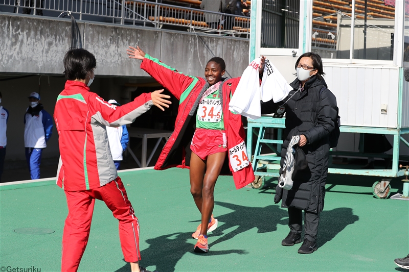 【駅伝】総合力高めた世羅が5年ぶり2度目頂点 ムッソーニが区間新の激走／全国高校駅伝