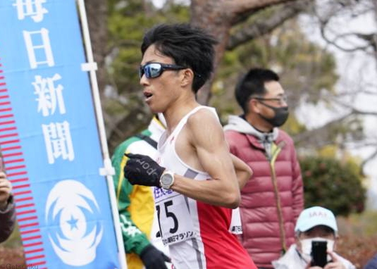 鈴木健吾が2時間4分56秒！！　大迫の記録超え、日本人初の2時間4分台／びわ湖毎日マラソン