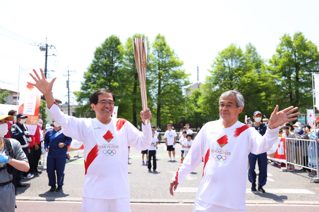 マラソン界のレジェンド谷口浩美氏 宗兄弟が宮崎で聖火リレー 月陸online 月刊陸上競技