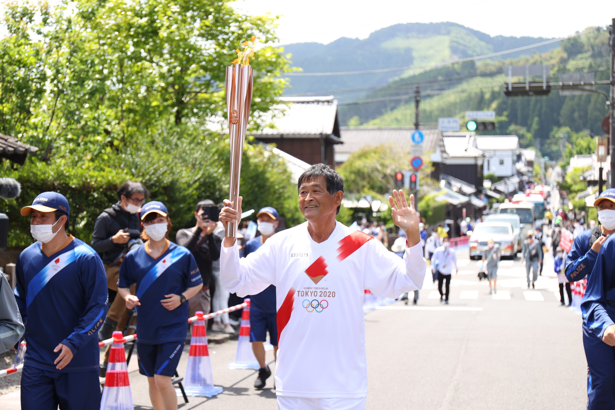 マラソン界のレジェンド谷口浩美氏、宗兄弟が宮崎で聖火リレー