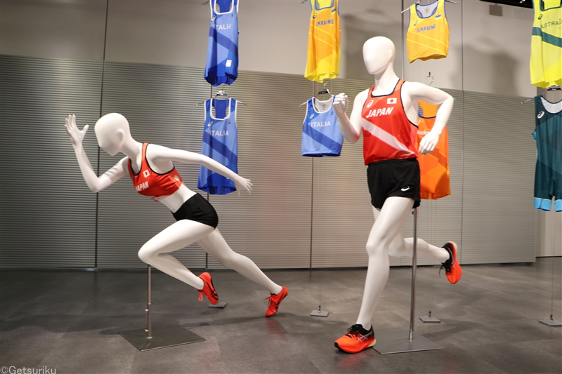 東京五輪で着用するユニフォームASICSが発表！軽量、暑熱対策、サンライズレッドで高みへ