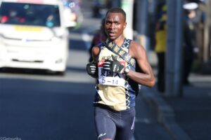 男子5000ｍ 徳丸寛太 鹿児島実高３鹿児島 が高校歴代10位の13分48秒59 月陸online 月刊陸上競技