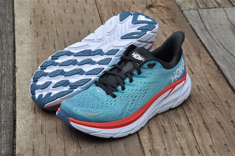 ホカオネオネ（HOKA ONE ONE）クリフトン８【正規品】ランニングシューズ