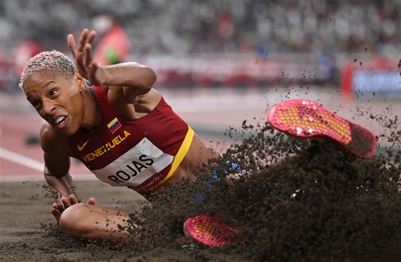 女子三段跳ロハス15ｍ67 26年ぶり世界新 新国立競技場最初の世界記録 月陸online 月刊陸上競技