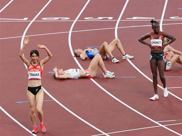 田中希実 歴史的快挙1500m決勝進出 日本人初4分切り3分59秒19 ラスト1周にこだわりたい 月陸online 月刊陸上競技