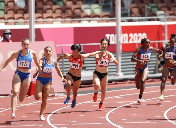 2大会ぶり五輪の女子4継が健闘！日本歴代2位、五輪最高の43秒44の好走