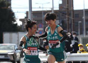 指揮官たちが前哨戦 箱根駅伝監督トークバトル開催 青学大 原監督 パワフルな走りで総合優勝 月陸online 月刊陸上競技