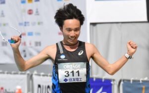 初挑戦で輝いた23歳・星岳 初マラソン日本最高＆初代王者に／大阪・びわ湖毎日統合マラソン