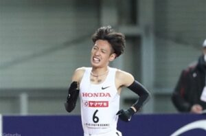 東京五輪代表・伊藤達彦10000ｍ27分42秒68で2位 僅差でV逃すも終盤に粘りを発揮／金栗記念選抜