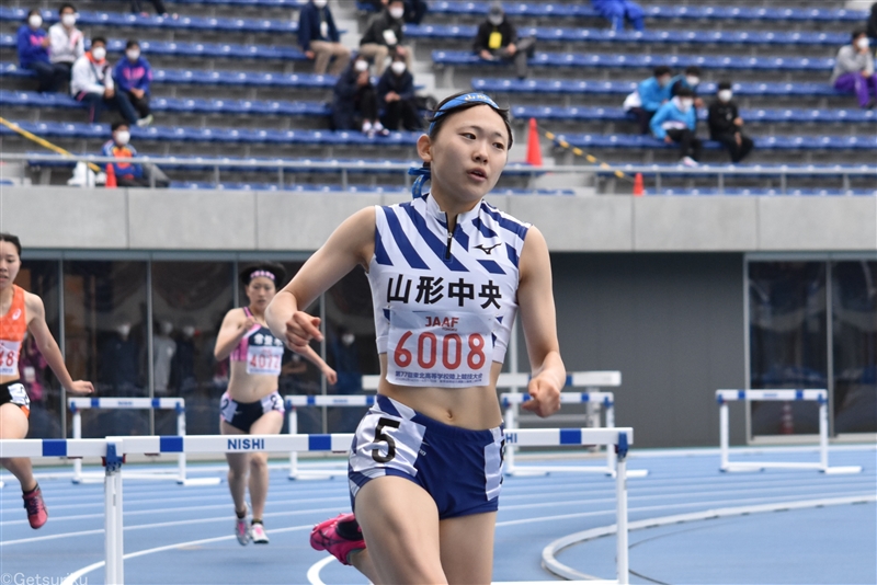 女子400ｍＨで柏倉うみが大会新の59秒21で2連覇！ リレー2種目制覇にも貢献／IH東北大会