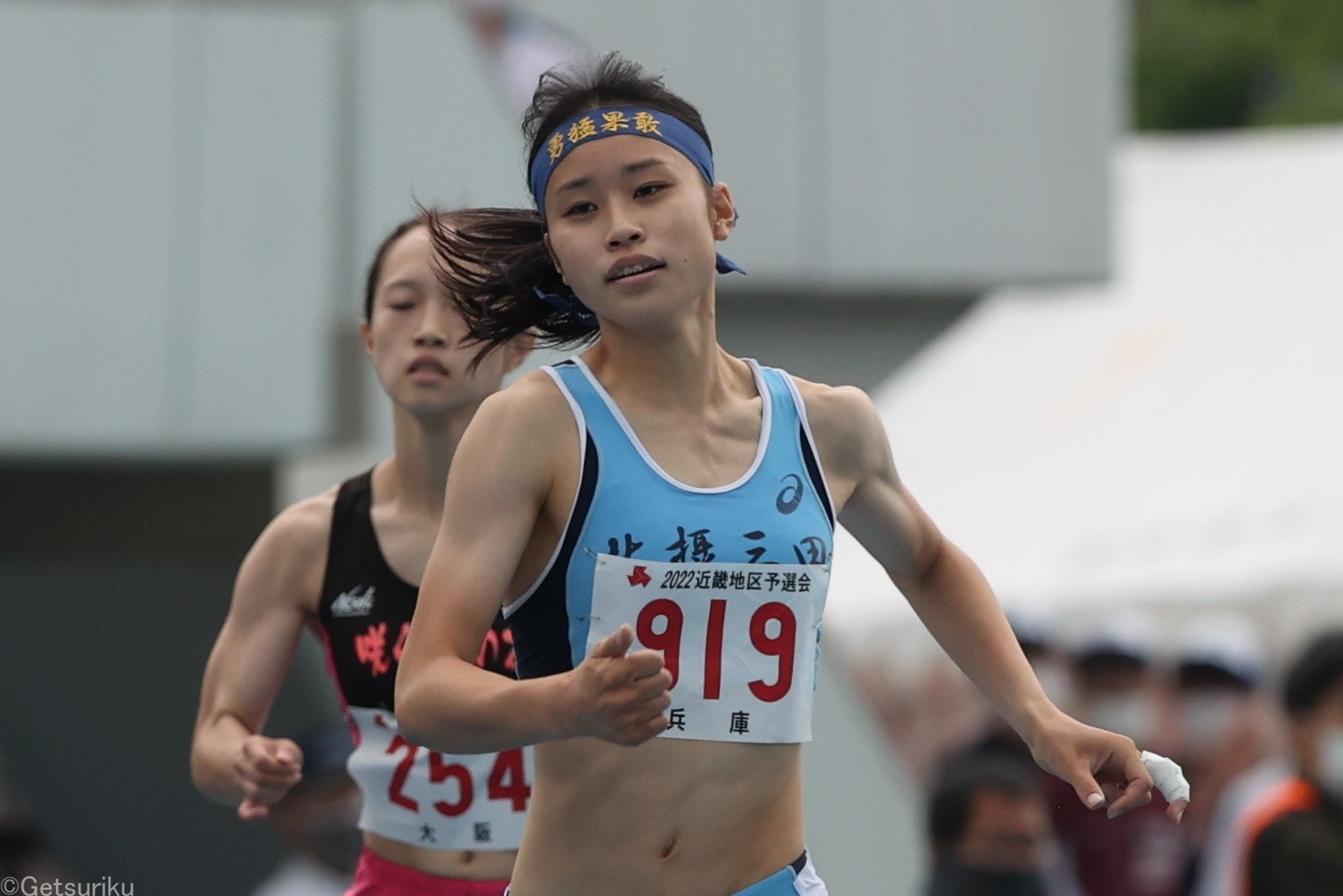 女子400mhの内藤香乃が58秒69の今季高校最高 2位の瀧野未来が高2歴代5位 3位の岸本礼菜も高1歴代3位と好記録 Ih近畿 月陸online 月刊陸上競技