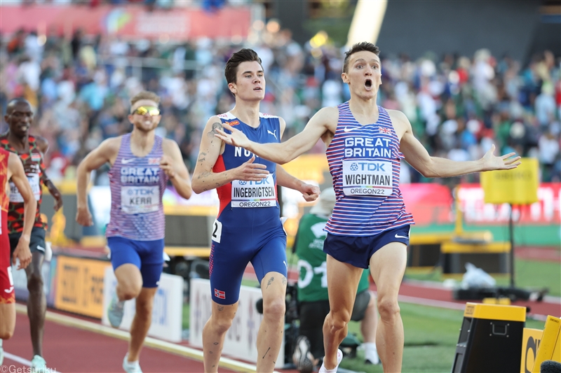 男子1500mワイトマンが3分29秒23で英国39年ぶりの金メダル インゲブリグトセンは銀 ケニア勢の連覇は5で止まる 世界陸上 月陸online 月刊陸上競技