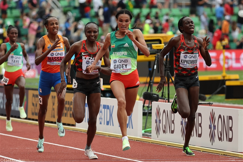 女子ｍは世界記録保持者のギデイが悲願の金 壮絶なスパート合戦制す 世界陸上 月陸online 月刊陸上競技