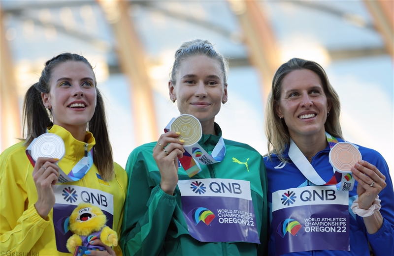 大熱戦の女子走高跳 パターソンが自己新2ｍ02で初金メダル！ウクライナのマフチフは同記録で銀／世界陸上