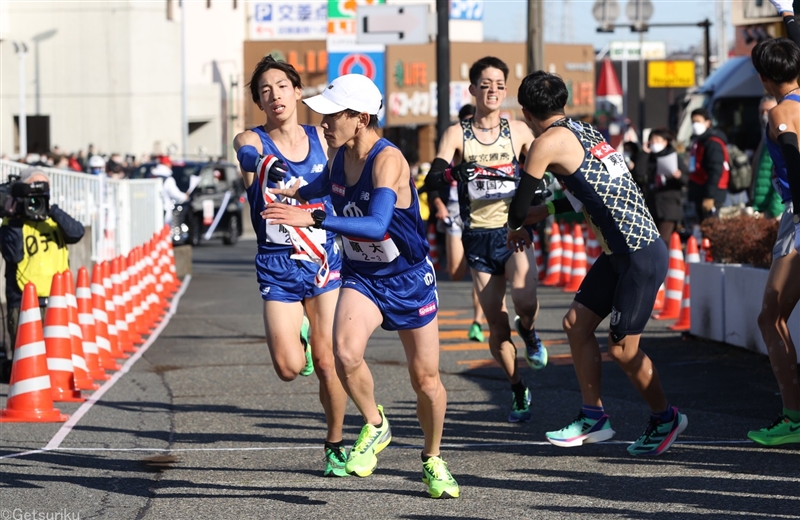 3000m障害世界クラスの順大・三浦龍司 安定した走りで伊豫田へタスキつなぐ／箱根駅伝