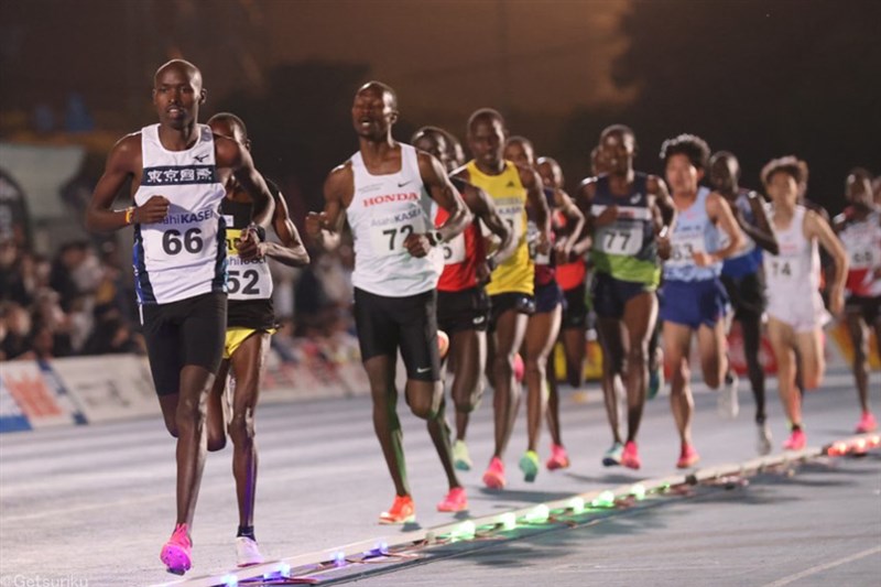 東京国際大 驚異のルーキー・エティーリが5000m13分00秒17!!「ベリーハッピー」／GGのべおか