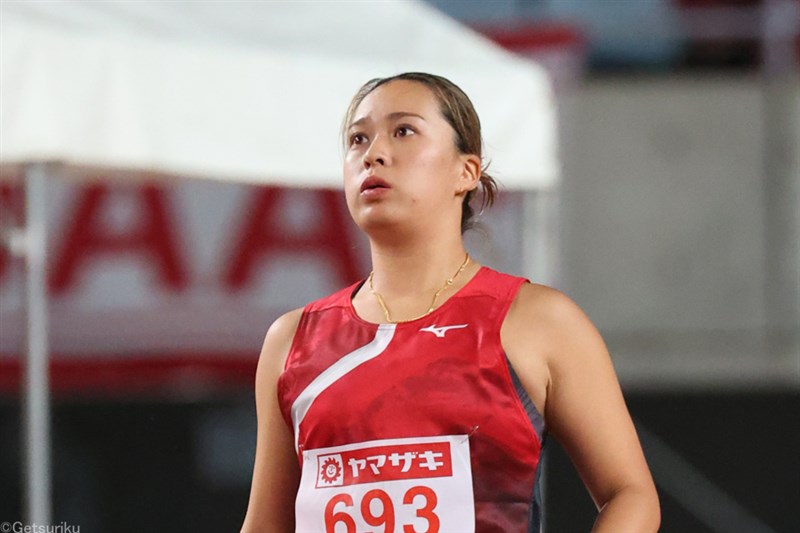 女子やり投・武本紗栄がプロ野球の始球式に登場！ 豪速球ストライクに球場どよめく