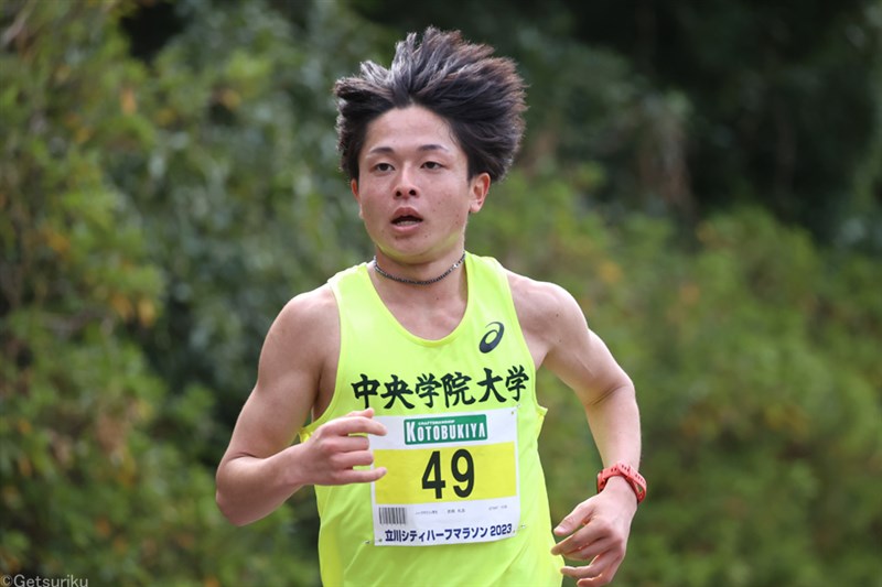 男子ハーフ中央学大・吉田礼志が日本勢トップの4位 駒大・篠原6位、法大・松永13位で団体は銅メダル／ユニバ