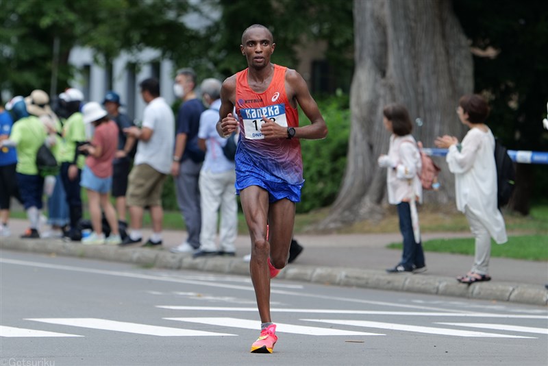 ワンブィが初マラソン初優勝！岩田拓海と細谷翔馬が2位、3位 女子は澤畠がV／北海道マラソン