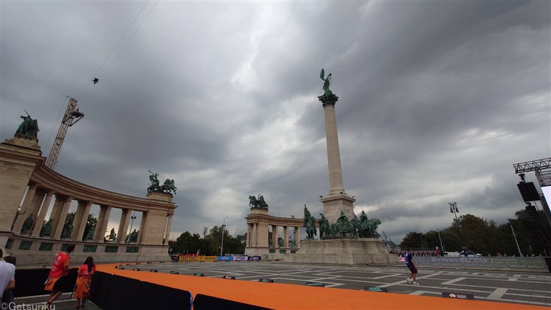 オープニング種目の男子20km競歩が雷雨のため2時間順延 17時50分スタートに変更／ブダペスト世界陸上