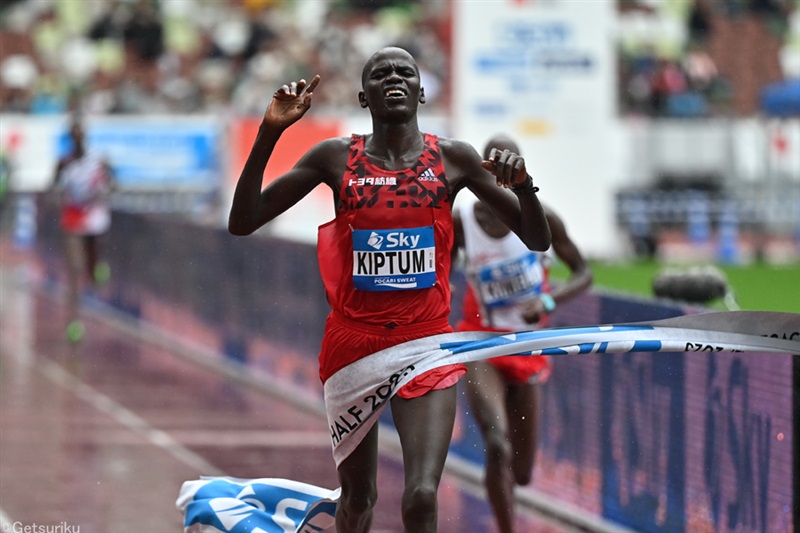 男子はケイタニー、女子はチェプクルイが優勝！社会人ルーキー・近藤幸太郎が男子日本人トップ／レガシーハーフ