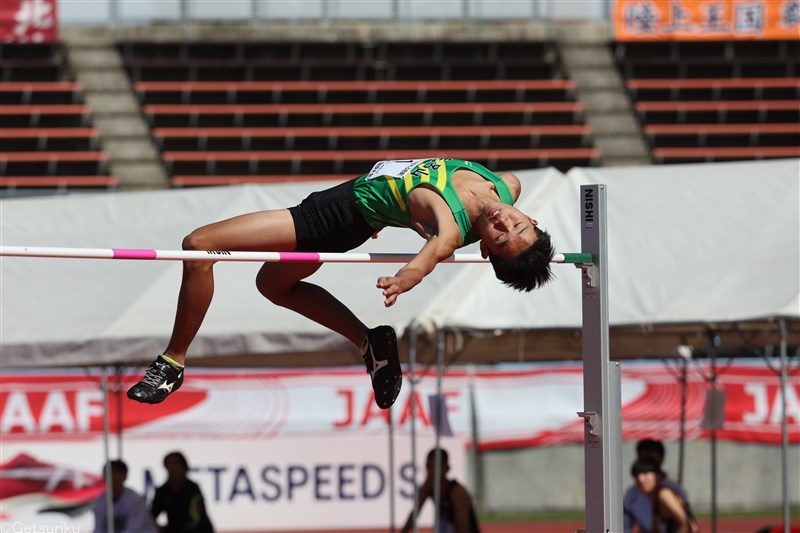 U16走高跳で清水怜修が中学歴代7位タイ、大会新の2m05をクリア！至近10年で最高記録「夢が叶った」／U18・16大会