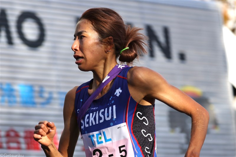 積水化学・新谷仁美がトップを快走!!資生堂の高島由香が区間記録で新谷を上回る力走で2位へ／クイーンズ駅伝