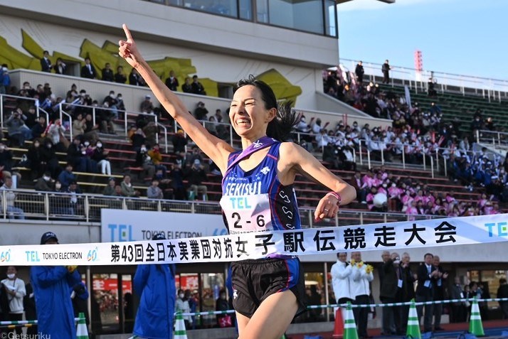 積水化学が2年ぶり女王の座奪還！3区・佐藤早也伽から首位を独走！／クイーンズ駅伝