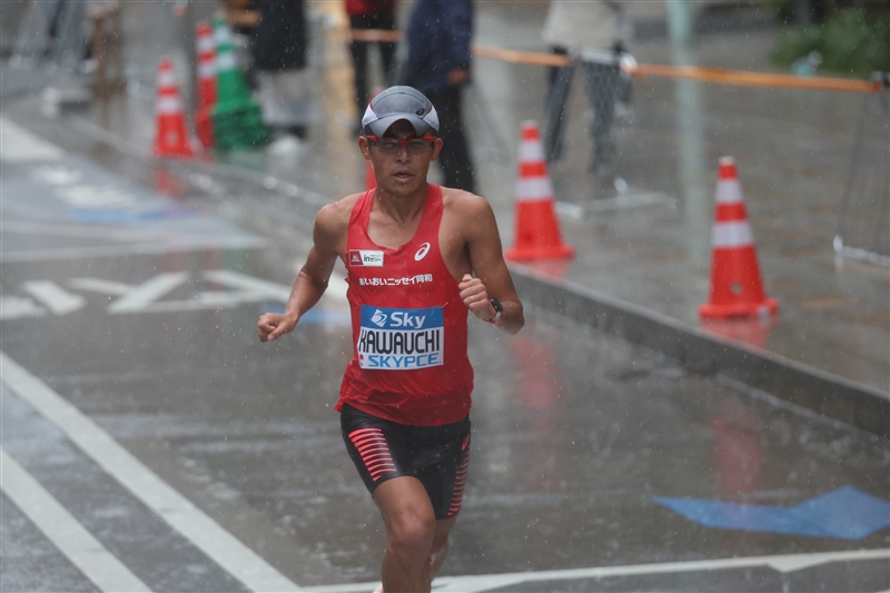 川内優輝が貫禄の13年連続出走、5度目Ｖ!!MGCから1ヵ月半で2時間8分32秒／防府読売マラソン