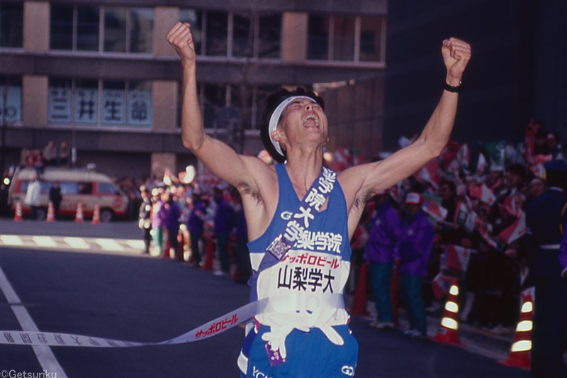 【Playback箱根駅伝】第68回／山梨学大が出場6回目で初優勝！史上初の留学生リレーも