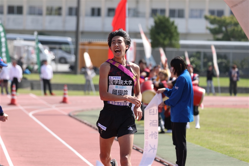 國學院大が1区から独走で初優勝！起伏激しい難コースを攻略／宮古島大学駅伝