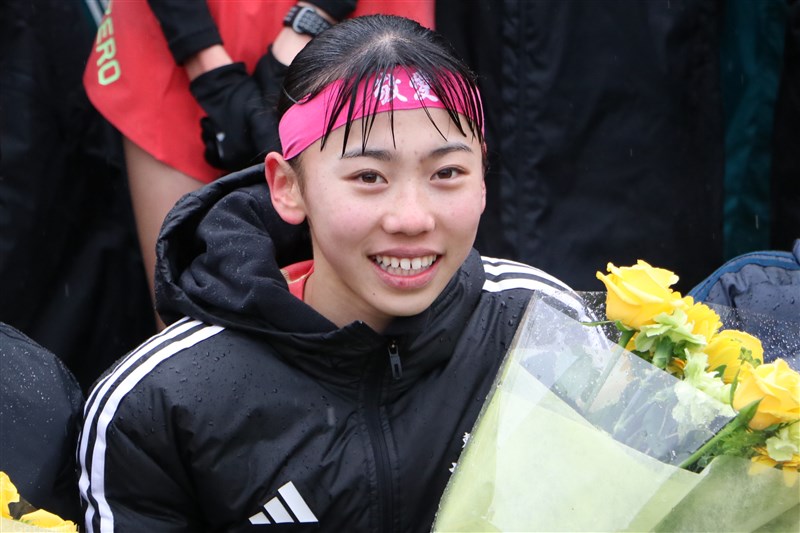 ADIDAS TOKYO CITY RUN 2024の招待女子は高1・久保凛が制覇！あこがれの田中希実のように「世界で通用する選手に」