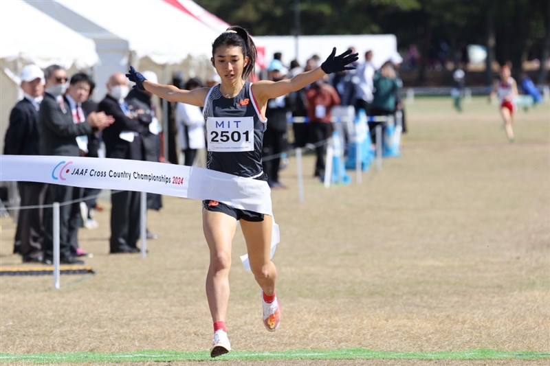 田中希実が福岡クロカンシニア2kmに圧勝！世界クロカン代表入り濃厚で世界室内へ弾み「全力で食らいつきたい」／日本選手権クロカン