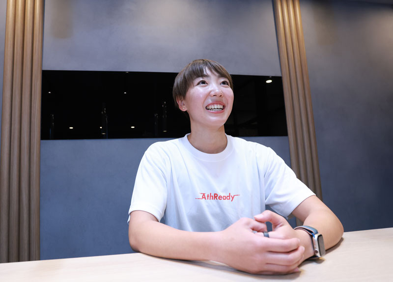 女性アスリート特有の悩みに向き合った画期的サプリメントが誕生、日本女子ハードル界の第一人者・寺田明日香が開発に参画