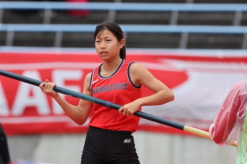 【女子棒高跳】中村心葵（さいたま三室中）3m82＝中学歴代2位 その他にも学年別歴代好記録