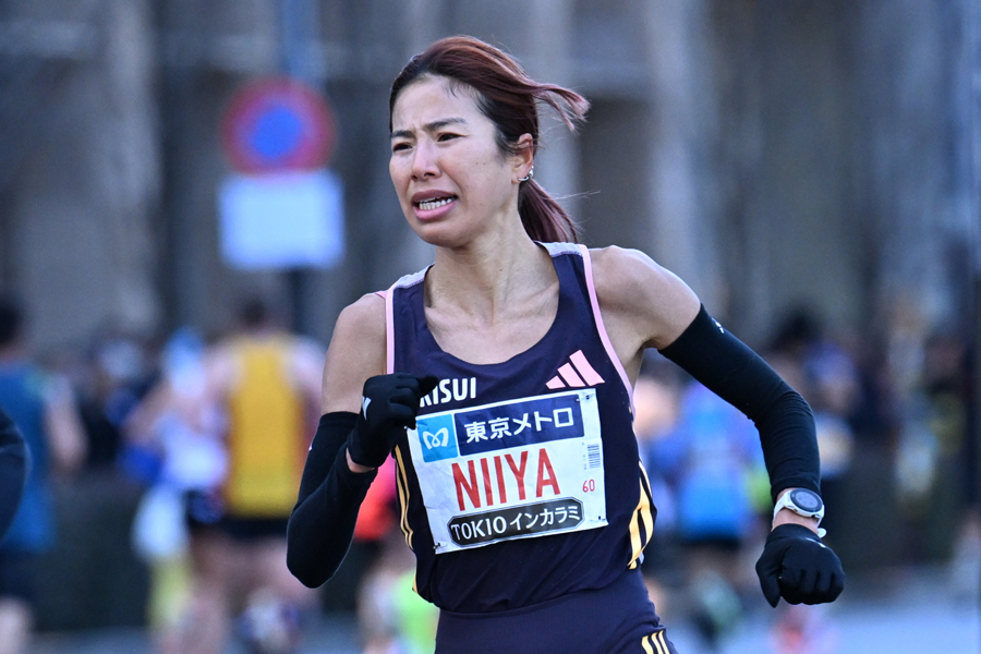 新谷仁美 日本記録届かず涙「可能性があるなら」感謝を形として返したいと強い思い／東京マラソン