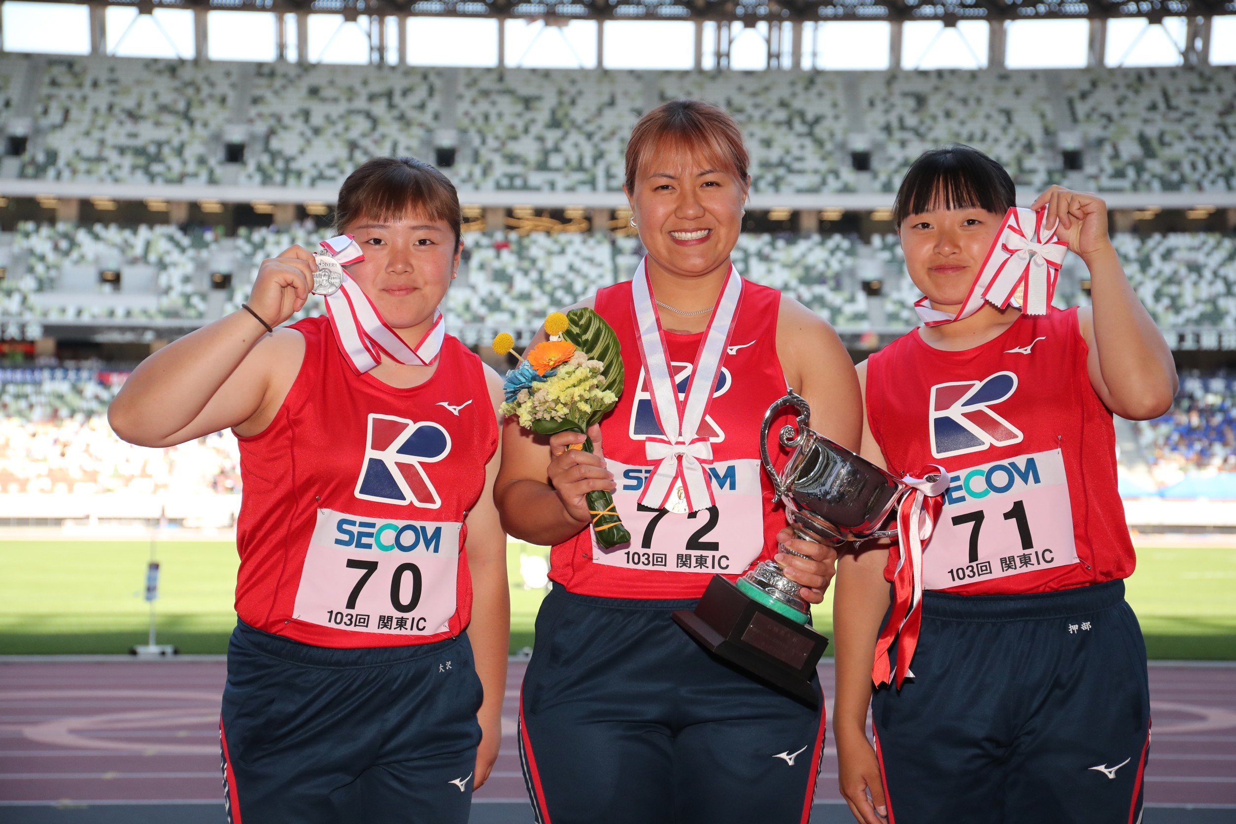 女子ハンマー投優勝はタイの26歳・コンポン！「とてもうれしい」指導受けたいと来日／関東IC