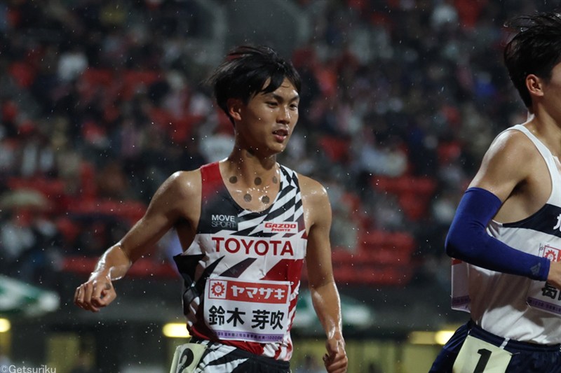 鈴木芽吹が27分28秒82で初優勝！ 3人の争いを残り1000mのスパートで制す／日本選手権10000m