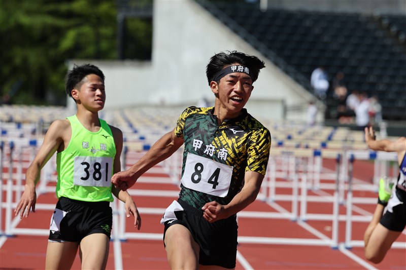 長田一晟110mH大会新で400mHも制覇 上嶋美夕3冠100m11秒86の県高校新 望月美来投てき3種目V／IH山梨県大会