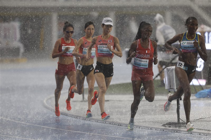 豪雨中断の女子10000mは再レースに!! 29日午前10時15分からスタート／アジア選手権