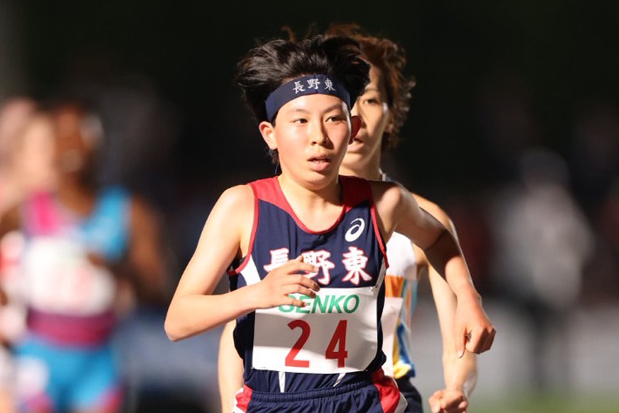 真柴愛里5000m高校歴代6位の15分30秒85! 都大路V長野東高のエースが快走／GGのべおか