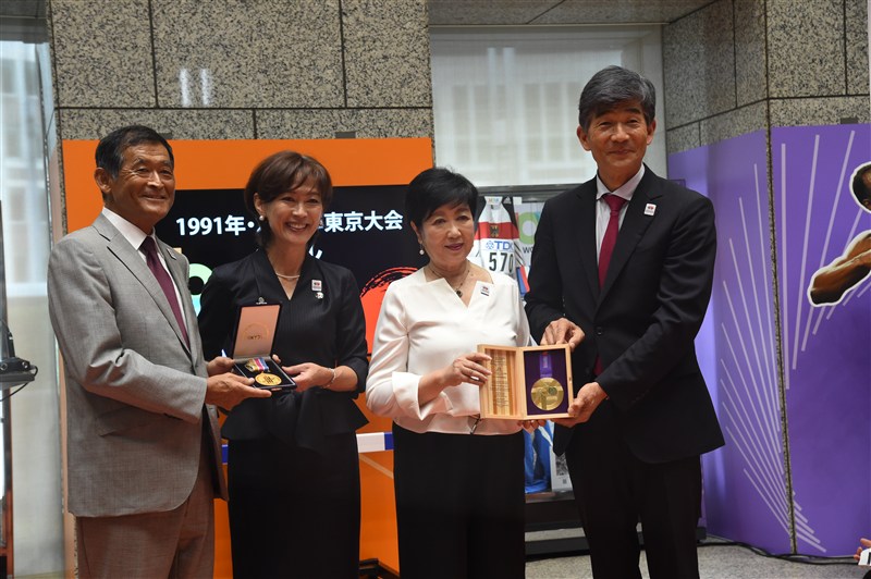 世界陸連ミュージアムが東京都庁内にオープン！ 91年・25年両大会のメダル、メダリストのシューズなどを展示