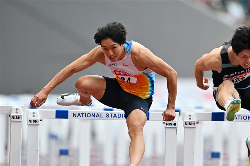 110mH・泉谷駿介 2年ぶりVで4大会連続世界陸上決定！ 2位・野本周成も内定 阿部竜希は3位で涙／日本選手権