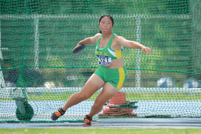 【女子円盤投】藤原茉央（白子中3） 39m28＝中学歴代9位