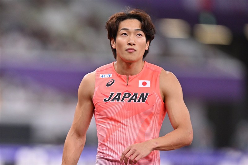 急遽準決勝進出の泉谷駿介は途中棄権 4台目のハードルにぶつかり転倒／東京世界陸上