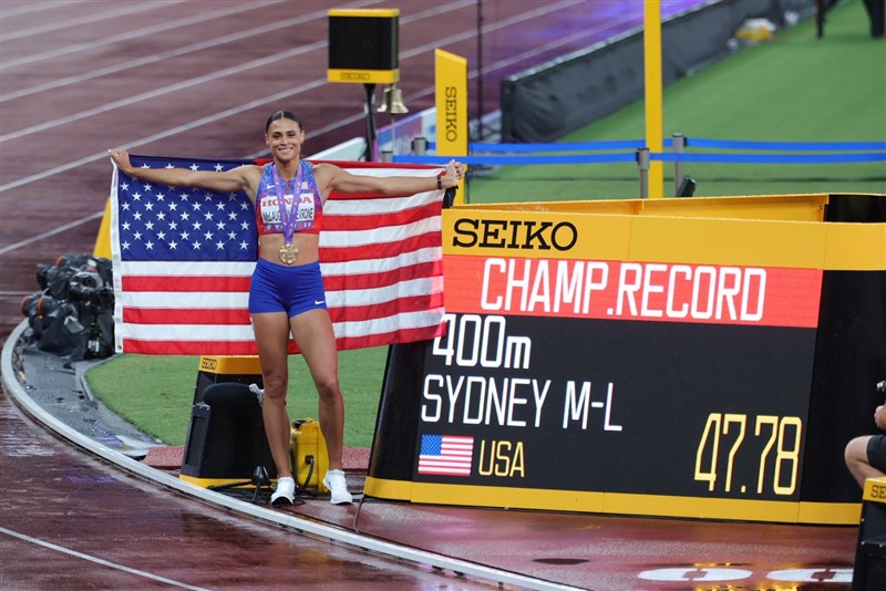 マクローリン・レヴロン47秒78!!降りしきる雨のなか女子400m世界歴代2位、大会新の激走／東京世界陸上