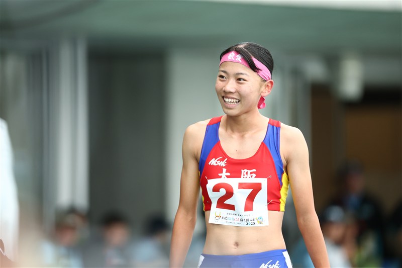 800m・久保凛が2分01秒72の大会新記録で連覇達成！ スタートから一気にリード奪う／滋賀国スポ