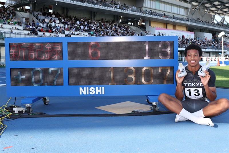 110mH・古賀ジェレミーが13秒07で競り勝ちV！ U20日本新にも「12秒台が出せなくて悔しい」／滋賀国スポ
