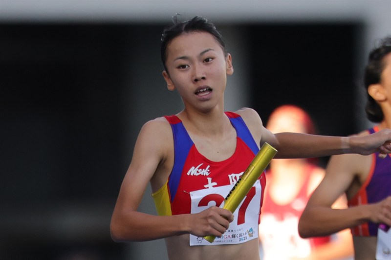 久保凛が初マイルリレー激走！「絶対に抜いてやると思って走った」トップで予選通過に貢献／滋賀国スポ