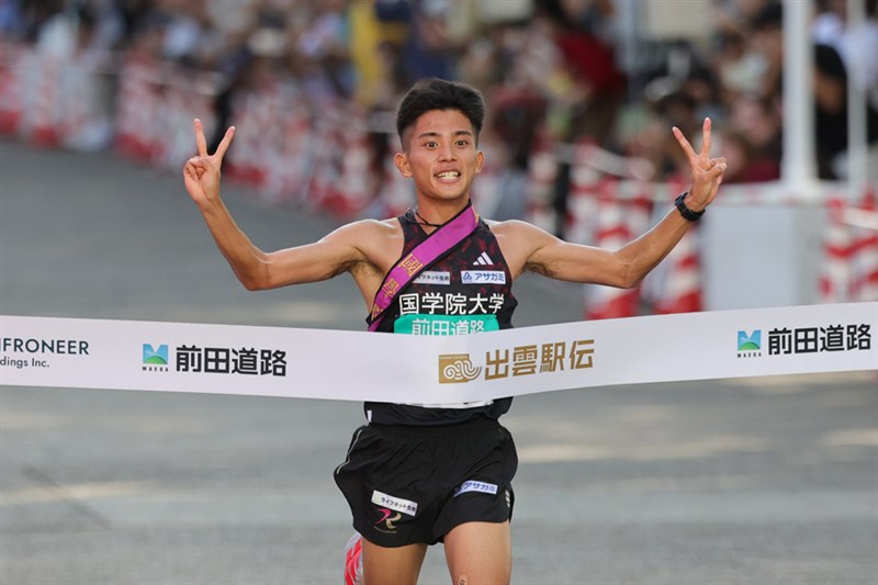 國學院大が強さ見せる2連覇「選手たちが期待に応えてくれた」 安定の継走で快勝／出雲駅伝